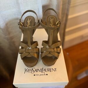 Yves Saint Laurent Tribute Sandal, 37